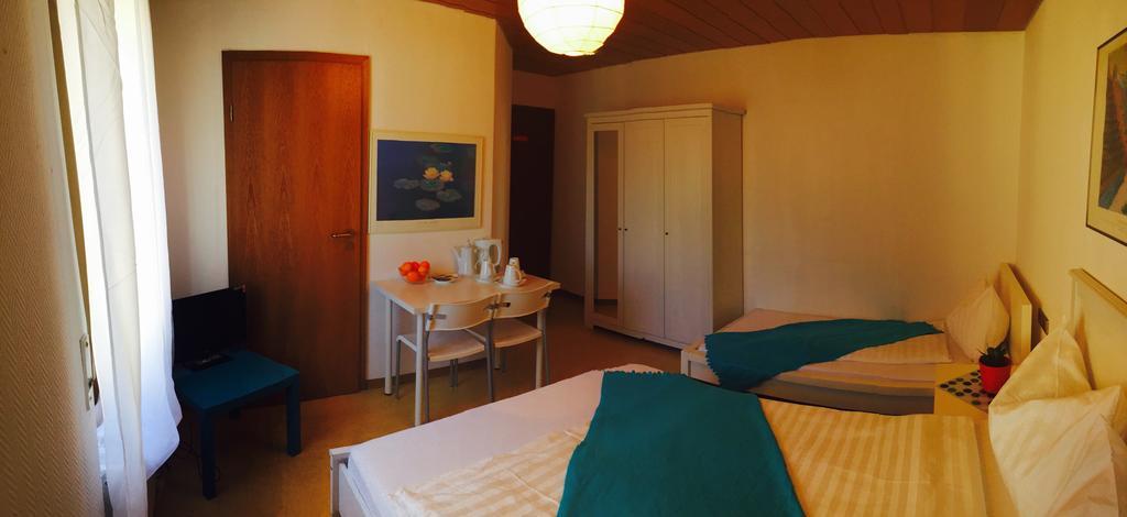 Motels21 Sersheim Habitación foto