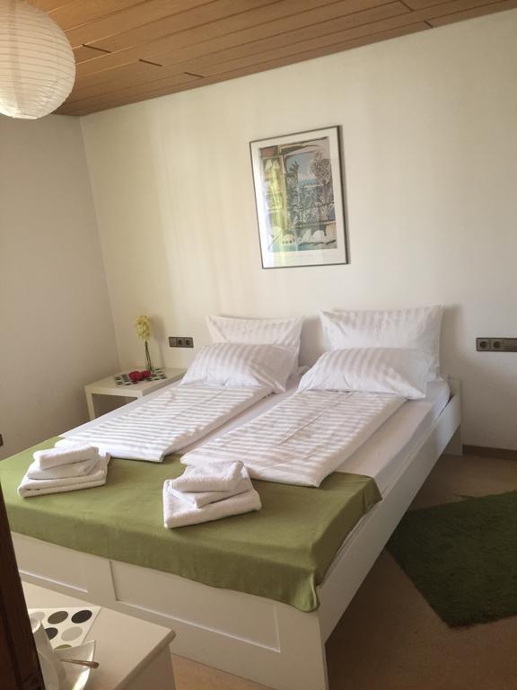 Motels21 Sersheim Habitación foto