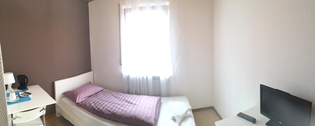 Motels21 Sersheim Habitación foto
